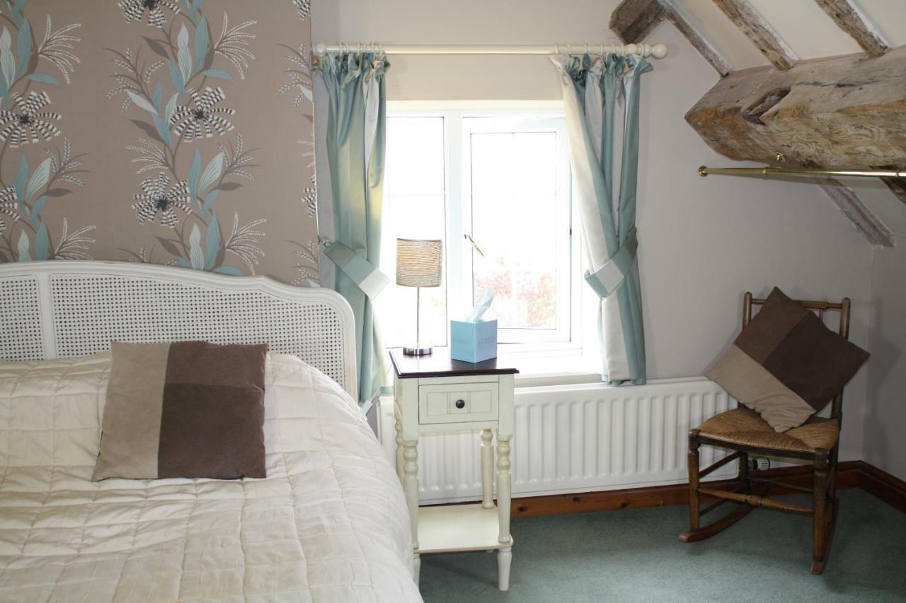 Moreton Hall Farm Bed and Breakfast Newport  Esterno foto